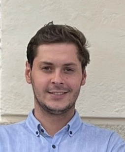 Tomáš